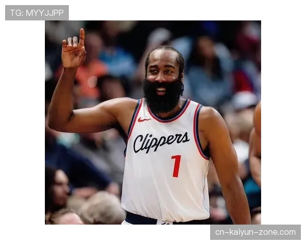 哈登挡拆组织回归，较上季更善于制造队友空位三分