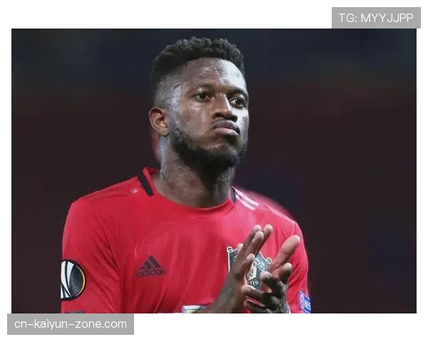 曼联防线失误频繁引发争议，当前赛季表现稳定性面临考验